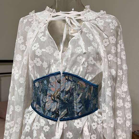 Corset Belt New - Picture 1 of 8